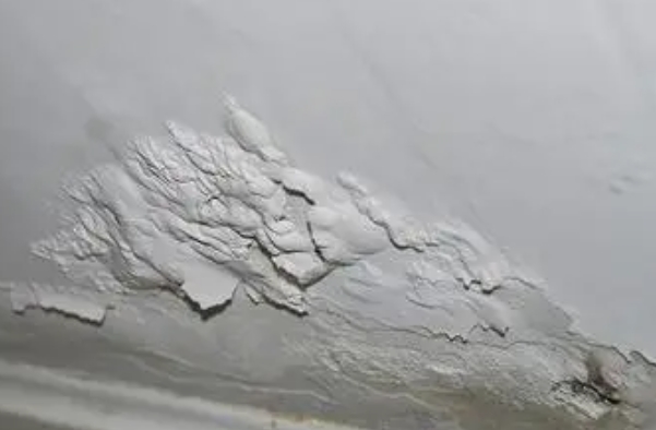 昆明市楼顶漏水维修公司分享下昆明市卫生间防水层的施工及细部处理。